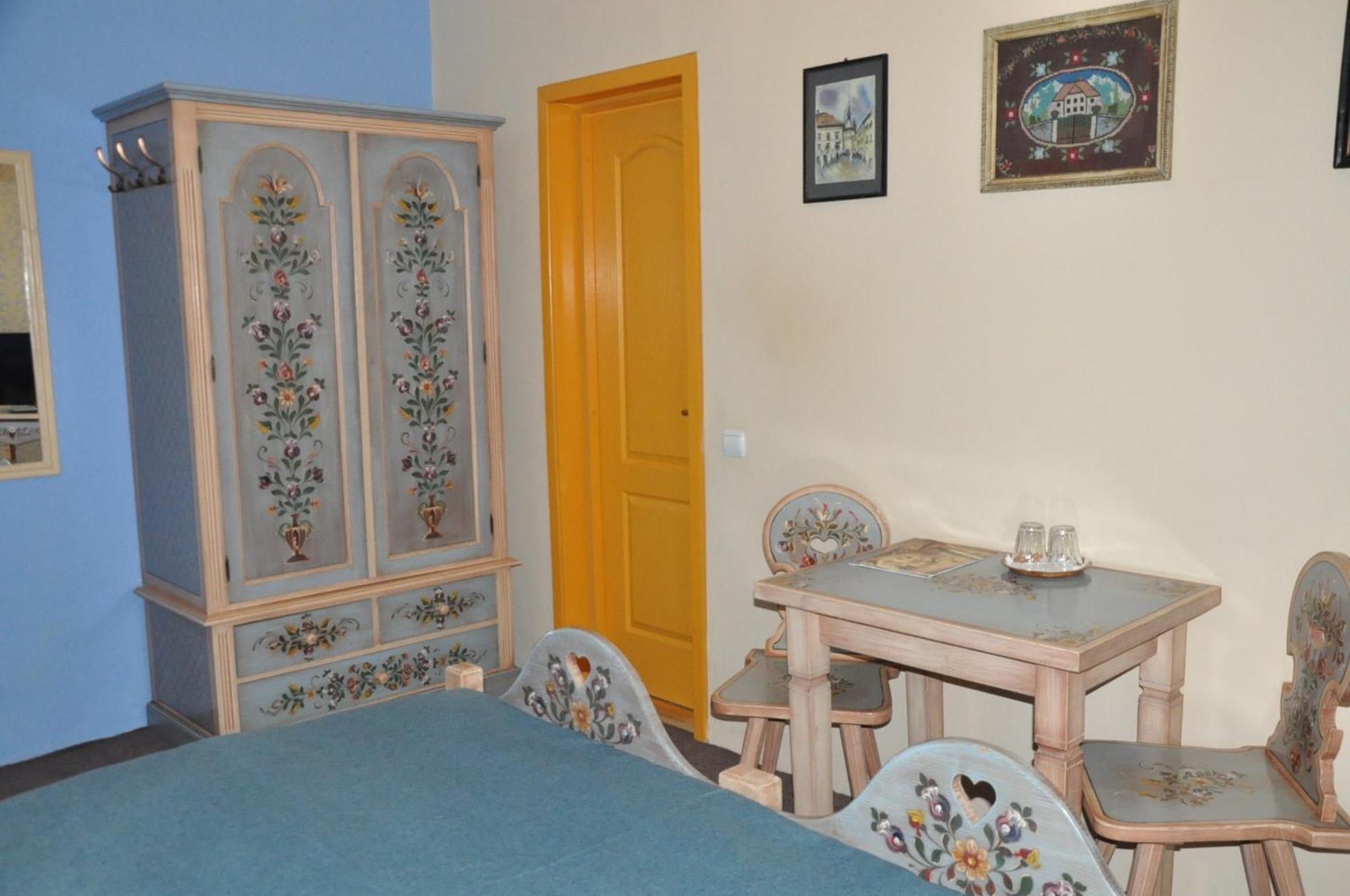 فندق Casa Saseasca سيفِسوارا المظهر الخارجي الصورة